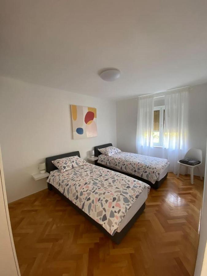 דירות Apartman Eni רייקה מראה חיצוני תמונה